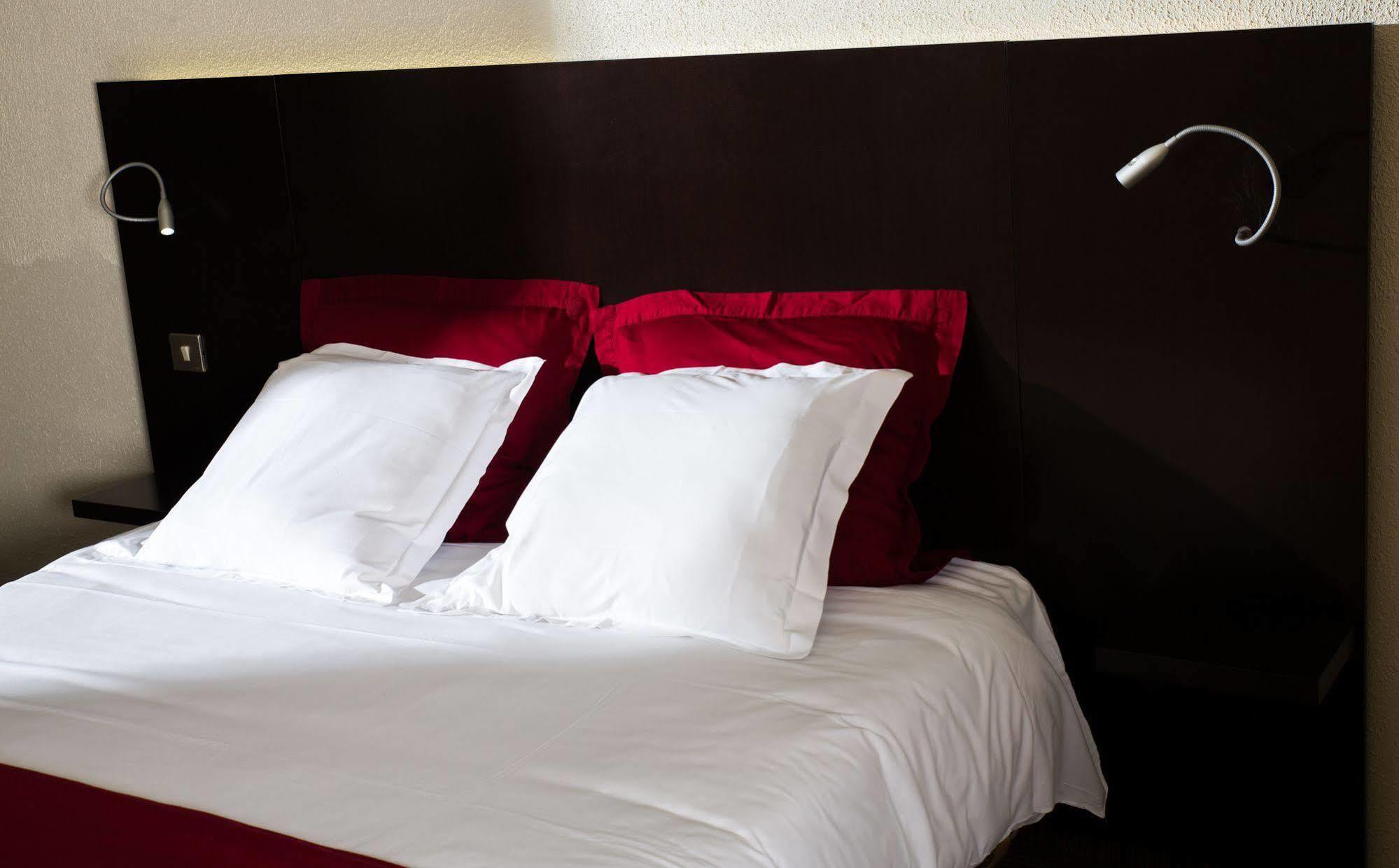 Hotel Akena De Clermont-creil 2*